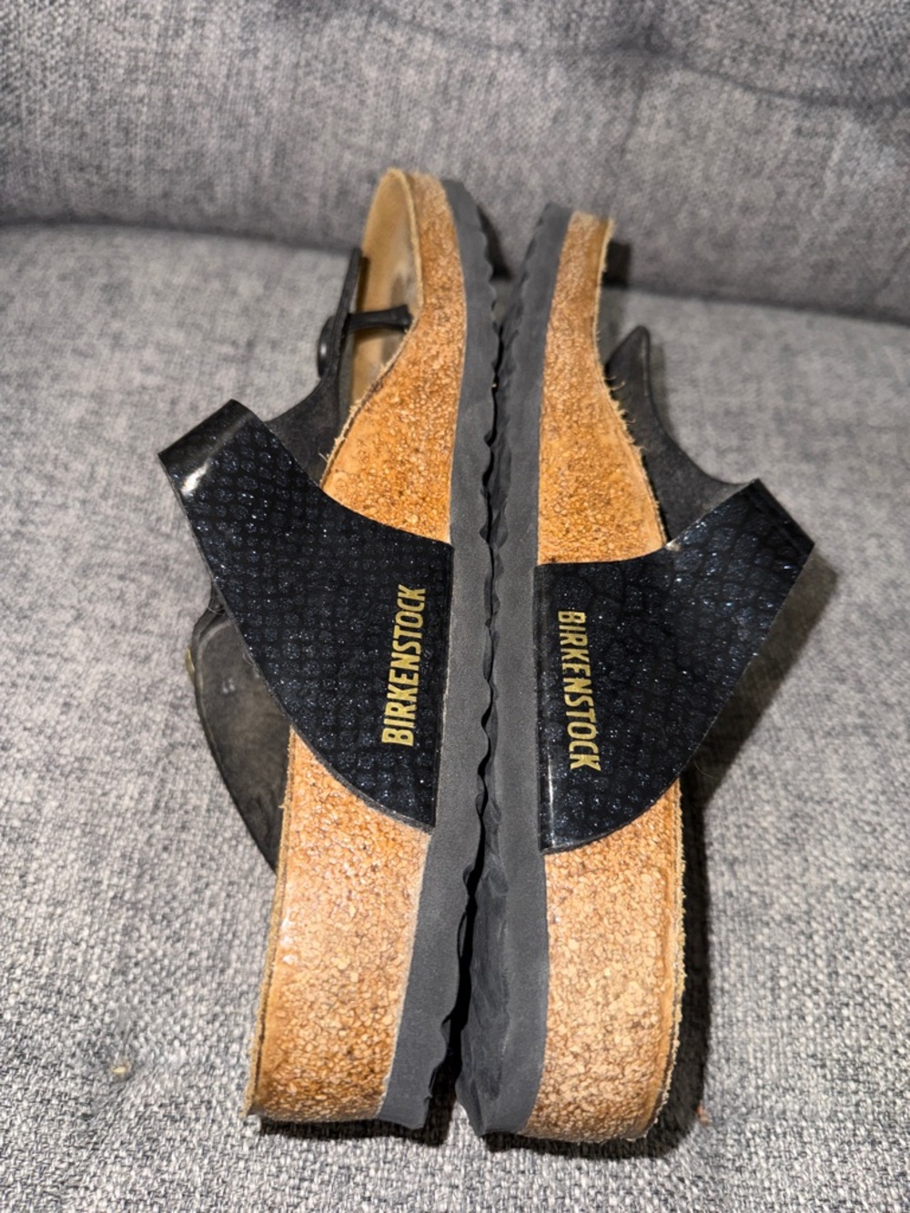 Birkenstock Gizeh sandals black glittery "Magic Snake" snake-skin pattern - Picture 6 of 10
